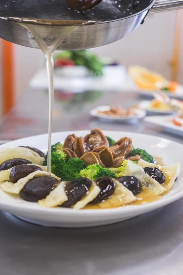 제니스 푸트라자야 호텔 외부 사진 A vegetarian dish