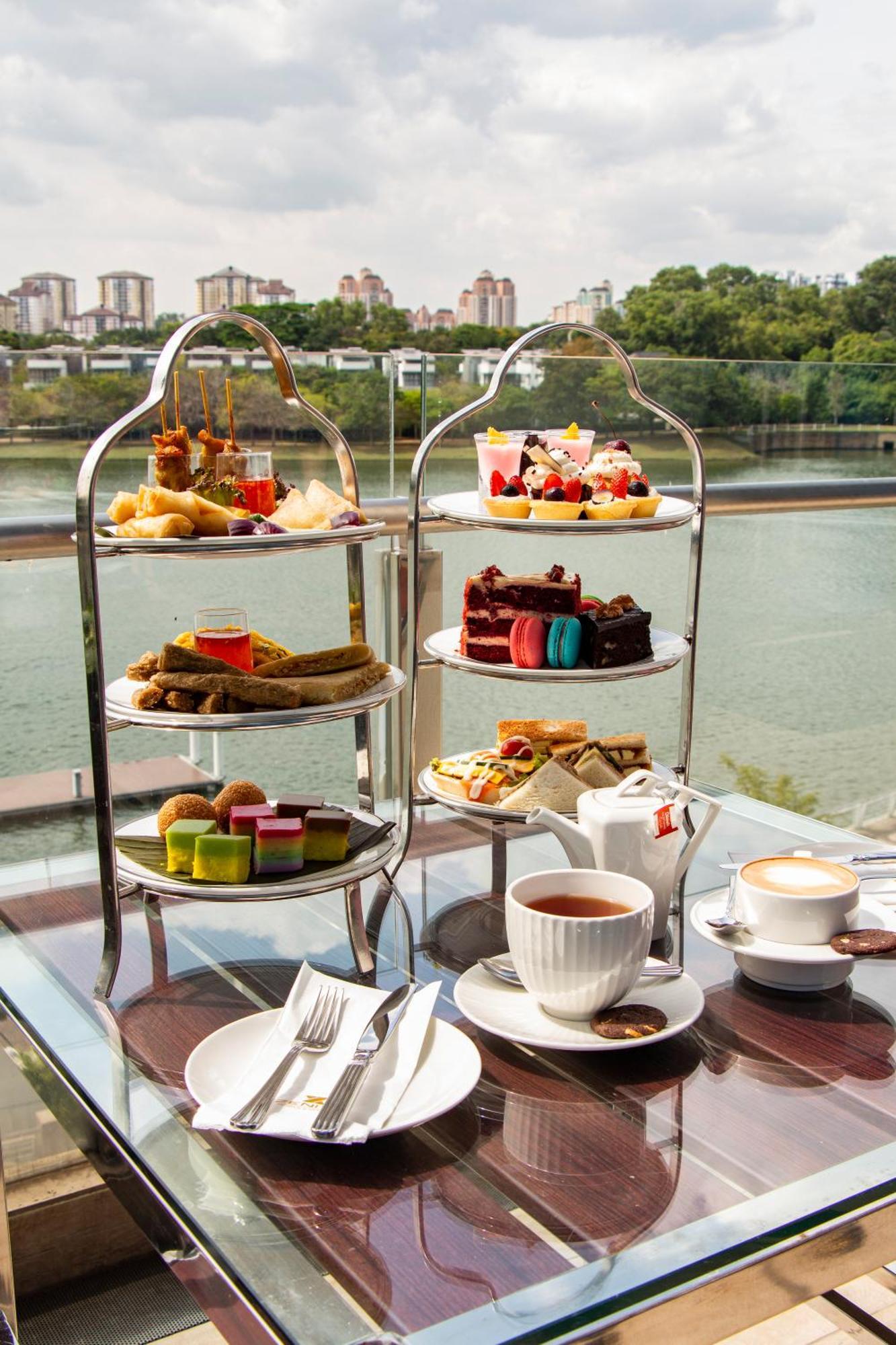 제니스 푸트라자야 호텔 외부 사진 Afternoon tea at the River Café