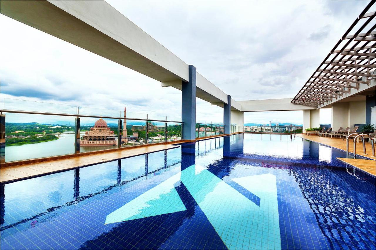 제니스 푸트라자야 호텔 외부 사진 Sky Pool
